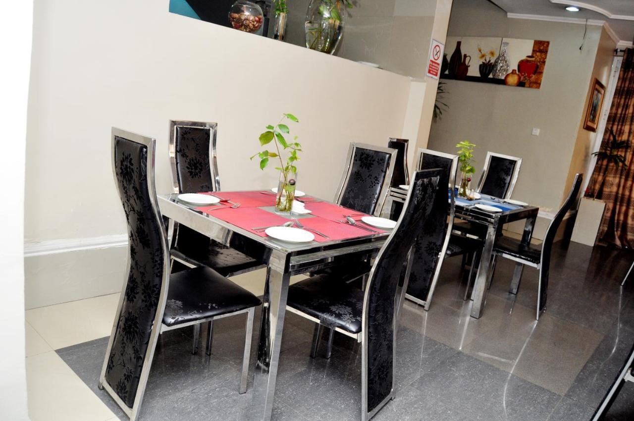 Primal Hotel Isaac John Gra Ikeja Exterior foto